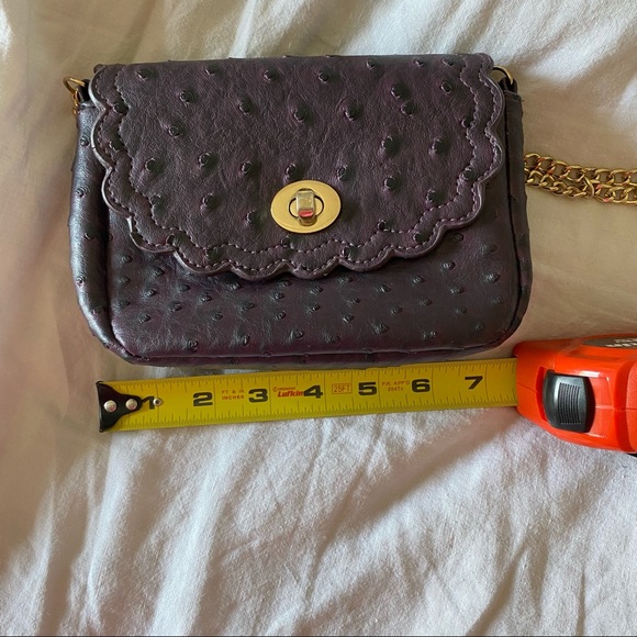 Purple ostrich ASOS mini crossbody bag gold chain - Picture 6 of 8